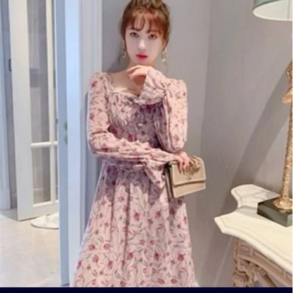 VINTAGE KOREAN FLORAL DRESS PRE FALL - Picture 2 of 10